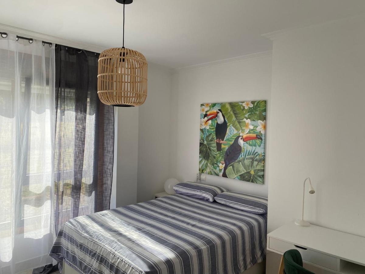 Ferienwohnung Piso En La Playa Ribeira Exterior foto