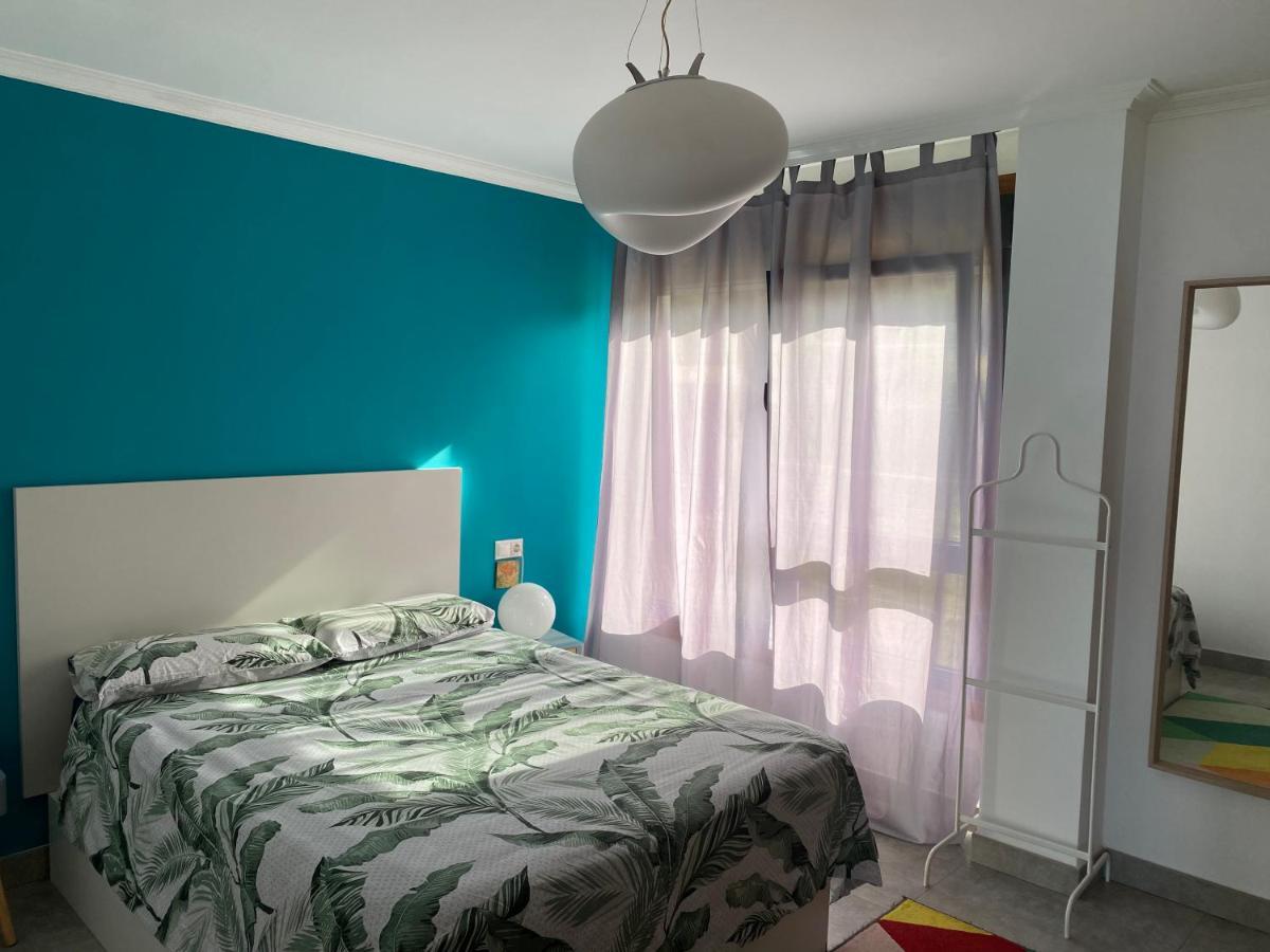 Ferienwohnung Piso En La Playa Ribeira Exterior foto