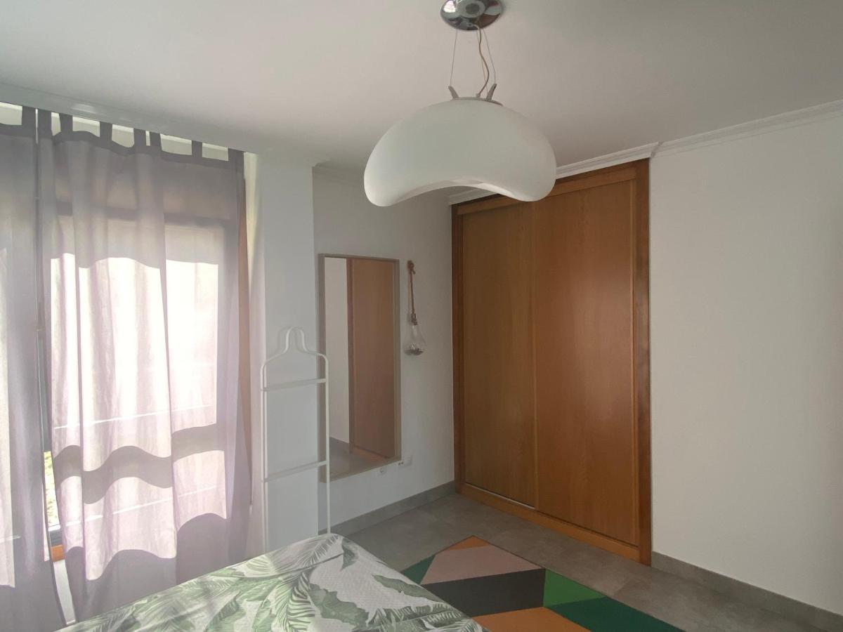 Ferienwohnung Piso En La Playa Ribeira Exterior foto